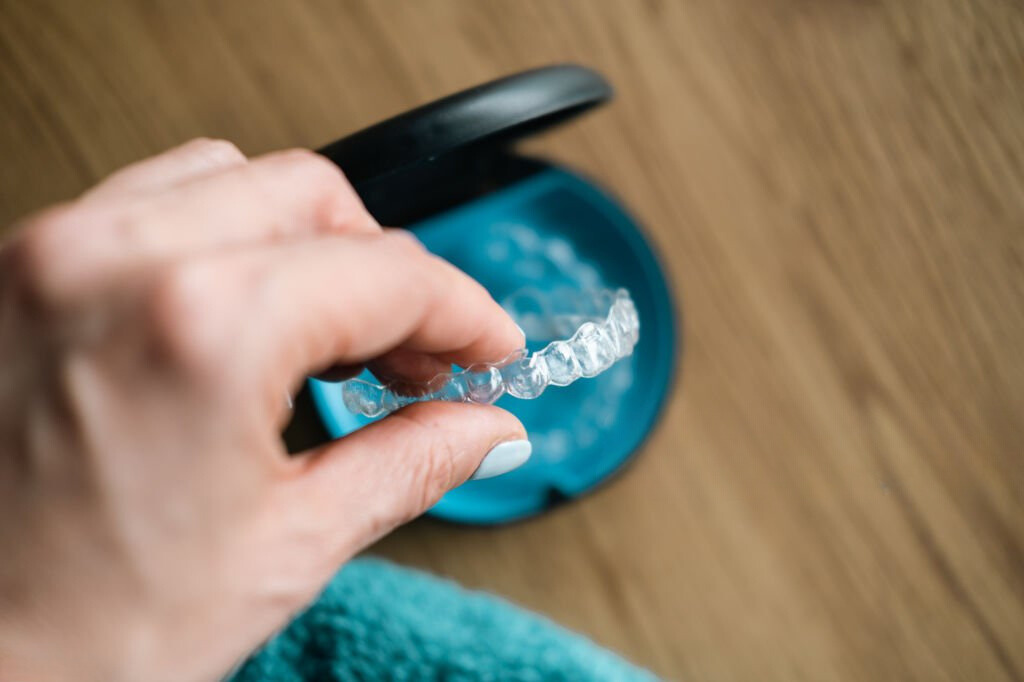 How to Choose the Right Clear Aligner Brand: A Simple Guide