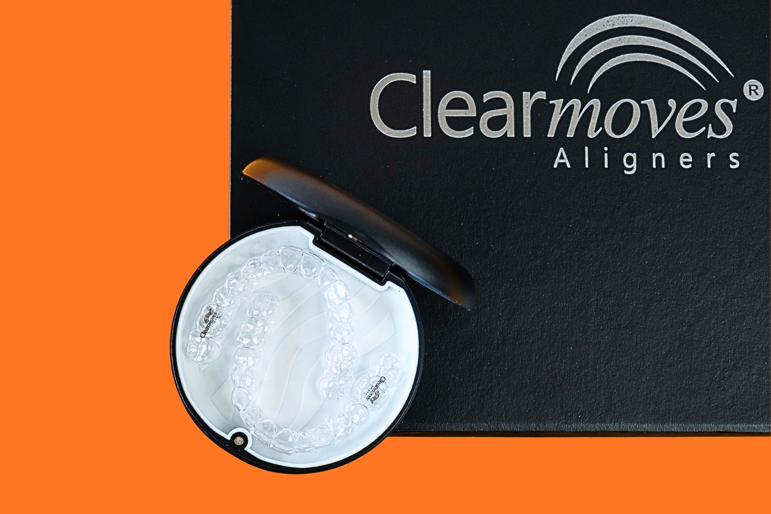 clear aligners with box image